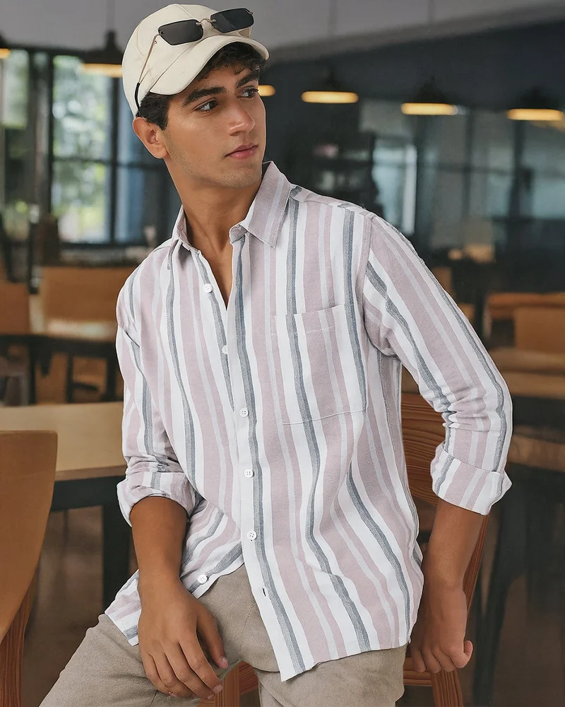 بيواكوف قميص رجالي مخطط أبيض ووردي باهت